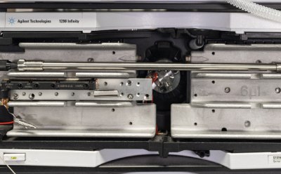 Supelco® analytical HPLC column installed onto an Agilent® 1290 U/HPLC instrument. Supelco® analytical HPLC column installed onto an Agilent® 1290 U/HPLC instrument showing how the column comfortably fits into the column oven.