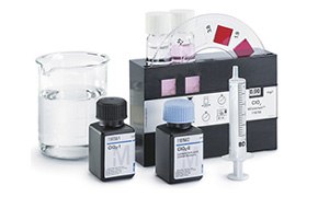 Color disk comparator, flask, bottles and syringes Colorimetric & Titrimetric Test Kits
