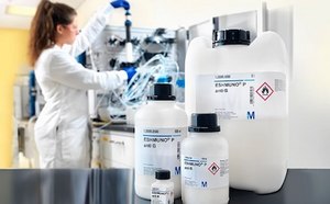Affinity chromatography with Eshmuno® resins Affinity chromatography with Eshmuno® resins