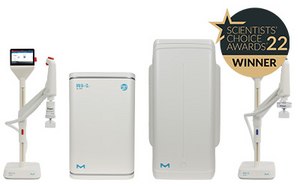 Milli-Q® Scientists' Choice Award 흰색 배경에 Milli-Q® IQ 7003/05/10/15 정제수 시스템과 오른쪽 위 구석의 Scientist's Choice Awards 22 수상 로고.