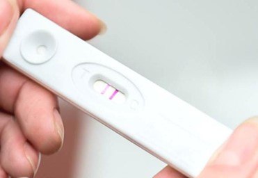 Commonly used lateral flow rapid test for determining pregnancy Commonly used lateral flow rapid test for determining pregnancy
