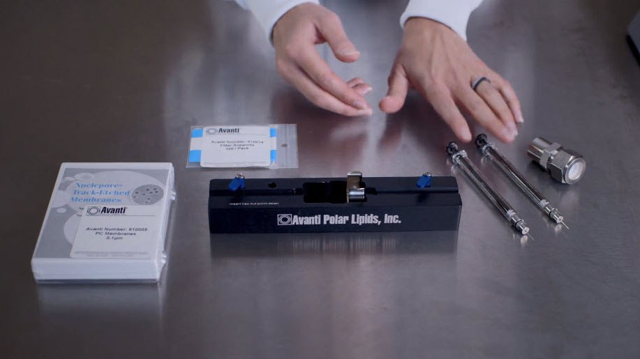 Avanti® Mini-Extruder Extrusion Technique Avanti® Mini-Extruder Extrusion Technique